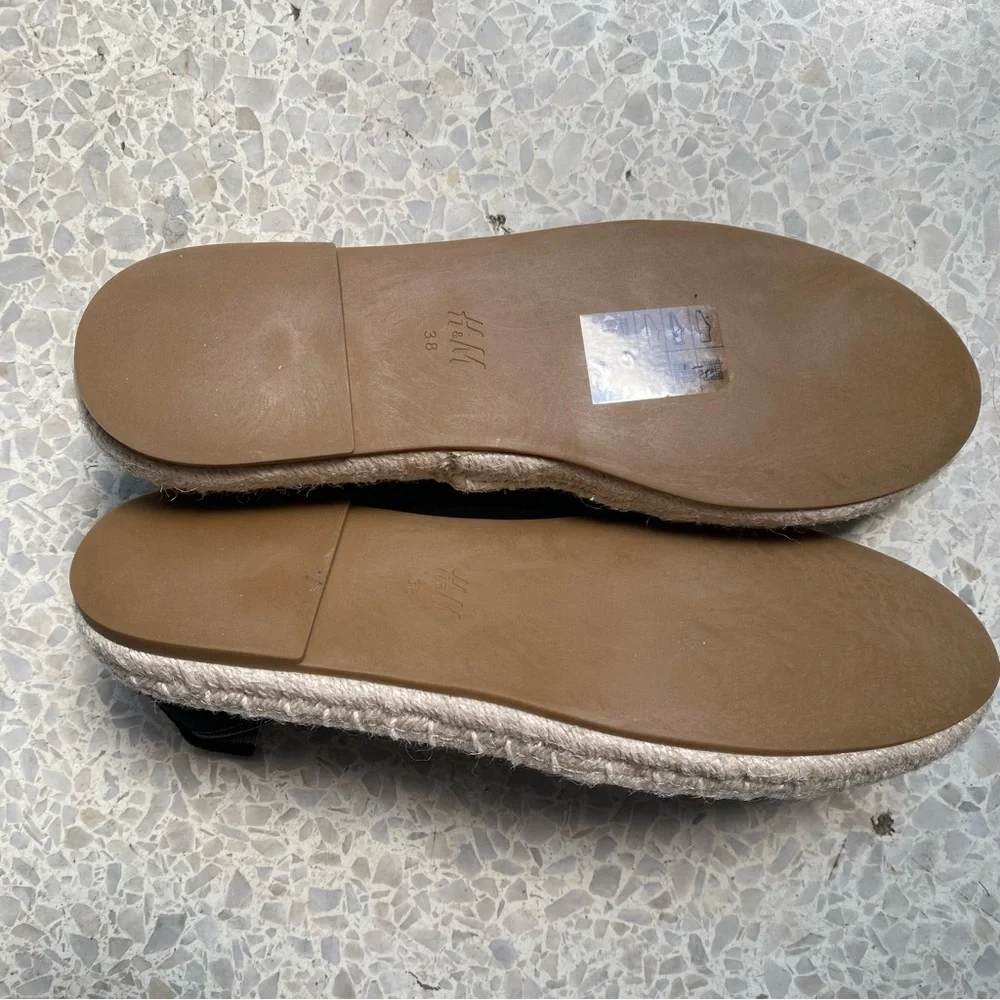 H&M Black Canvas Espadrille Flats – Size 38 (US 7–7.5) NWT